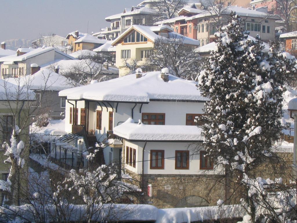 Hostel Mostel Veliko Turnovo Bagian luar foto