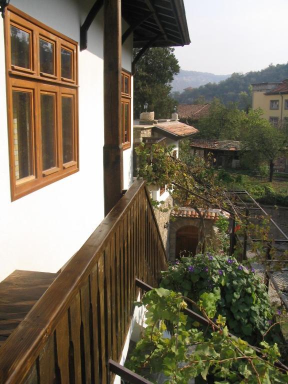 Hostel Mostel Veliko Turnovo Bagian luar foto